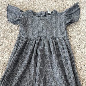 Kate Quinn Gray Ribbed Flutter Sleeve Striped Dress